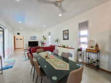 4 Bedroom Villa