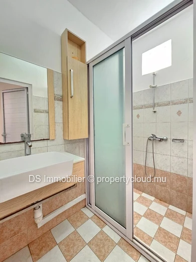 For Rent – 2-Bedroom Apartment In Pereybere – Beach Access On Foot - North