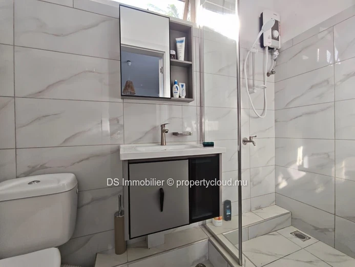 4 bedroom duplex for rent - Pointe aux Canonniers - North