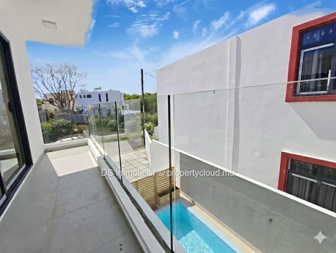 For Sale – Bright Semi-Furnished Villa With Private Pool – – Trou Aux Biches