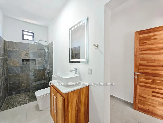 Villa For Sale – 3 Bedrooms En Suite – In Cap Malheureux-North