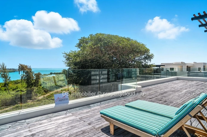 3-Bedroom Penthouse With Sea View For Rent In St Antoine - North