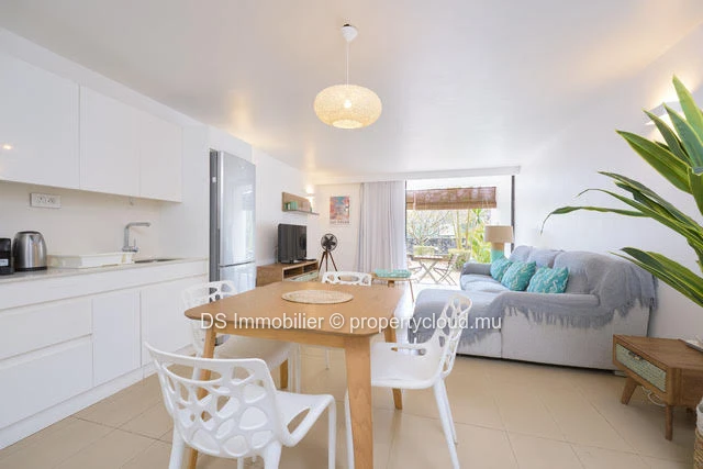 One Bedroom Apartment Accessible To Foreigners With Sea Access In Mon Choisy -