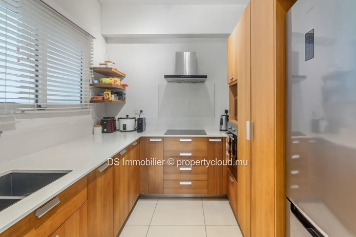 For Rent – Beachfront Apartment – Secure Residence – Cap Malheureux