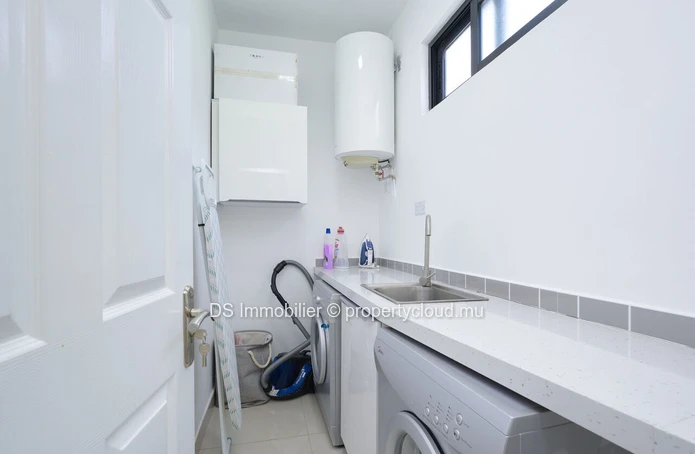 R+2 Apartment With 3 Bedrooms For Sale In Péreybère - North - Accessible To Non-Citizens