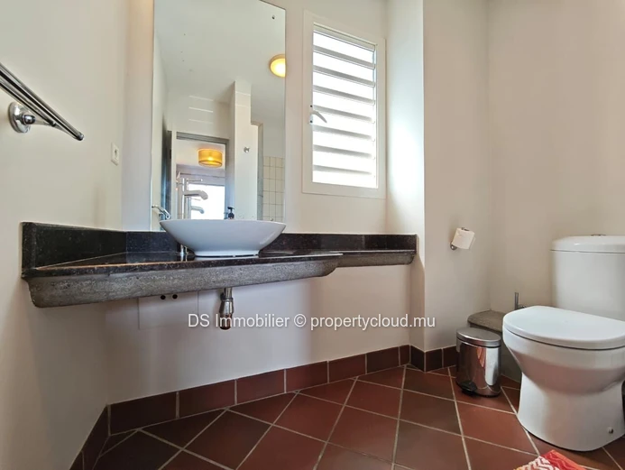 Duplex For Rent– In Port Chambly - North