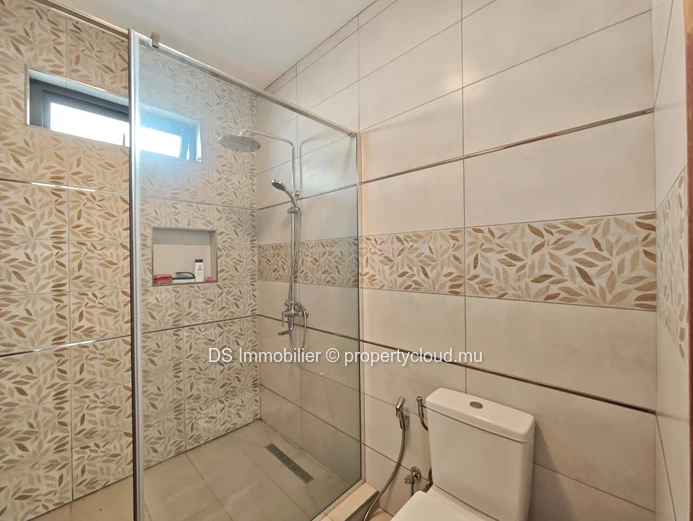 Spacious 5 Bedroom Villa + Office For Rent In Grand Baie - North (Sole Mandate)