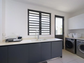 4 Bedroom Villa