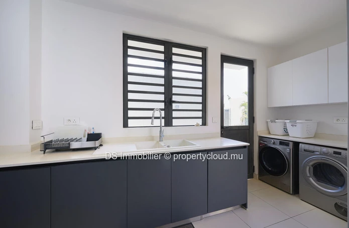 4 Bedroom Villa With Ensuite Bathrooms For Sale In Pereybere - North - Accessible To Non-Citizens