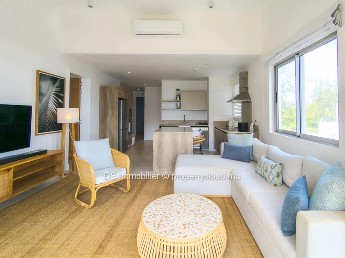 Apartment With 3 Bedroom Garden By The Water For Rent In Grand Gaube - North