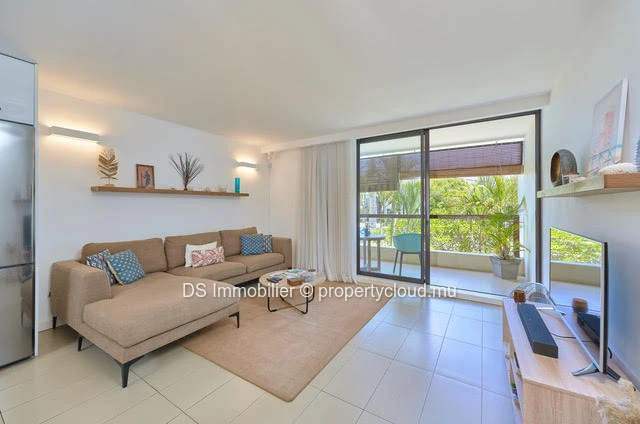 One Bedroom Apartment Accessible To Foreigners With Sea Access In Mon Choisy -
