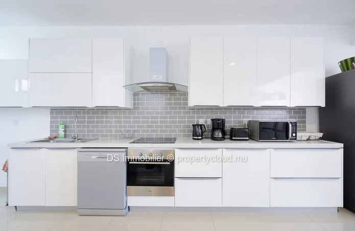 R+2 Apartment With 3 Bedrooms For Sale In Péreybère - North - Accessible To Non-Citizens