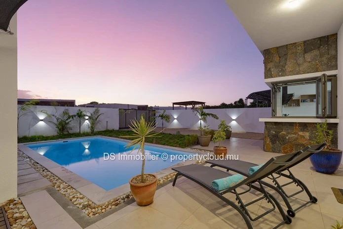 Contemporary Villa For Sale – Grand Baie- North