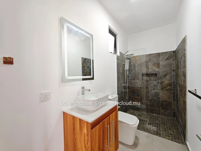 Villa For Sale – 3 Bedrooms En Suite – In Cap Malheureux-North