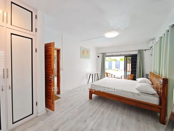 4 Bedroom Villa For Rent In Calodyne