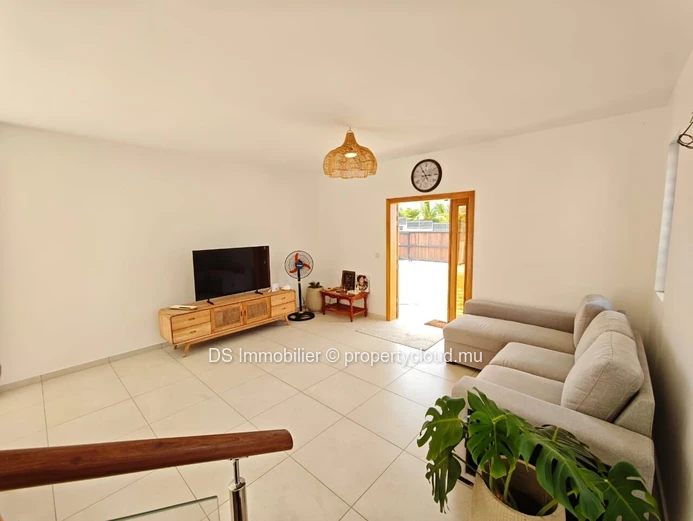 Spacious 5 Bedroom Villa + Office For Rent In Grand Baie - North (Sole Mandate)