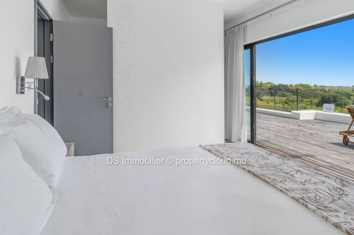 3-Bedroom Penthouse With Sea View For Rent In St Antoine - North