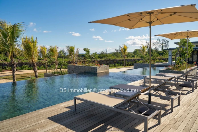 3-Bedroom Penthouse With Sea View For Rent In St Antoine - North