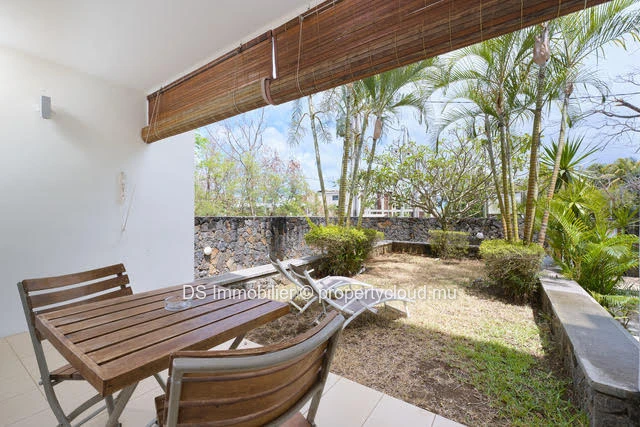 One Bedroom Apartment Accessible To Foreigners With Sea Access In Mon Choisy -