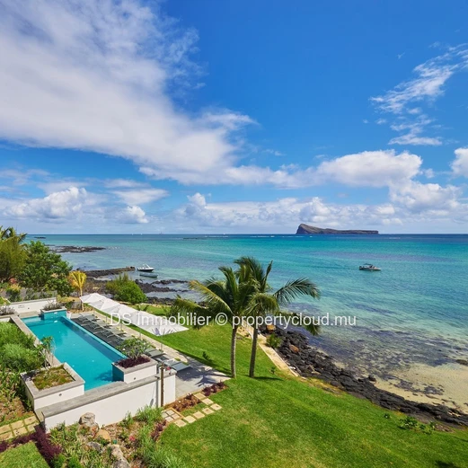 For Rent – Beachfront Apartment – Secure Residence – Cap Malheureux