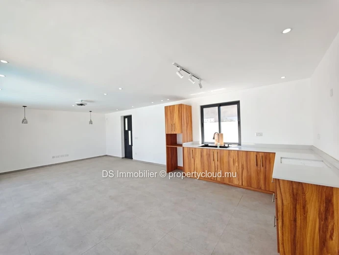 Villa For Sale – 3 Bedrooms En Suite – In Cap Malheureux-North
