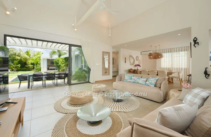 Single Storey 4 Bedroom Villa For Sale In Grand Baie North - Accessible To Non-Citizens