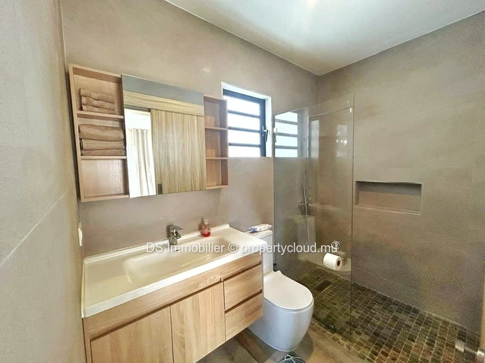 Modern Villa For Rent - Anse La Raie -- North