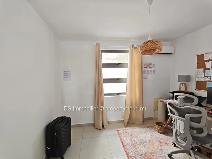 4 bedroom duplex for rent - Pointe aux Canonniers - North