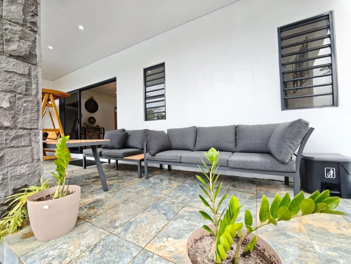4 Bedroom Villa For Rent In Calodyne