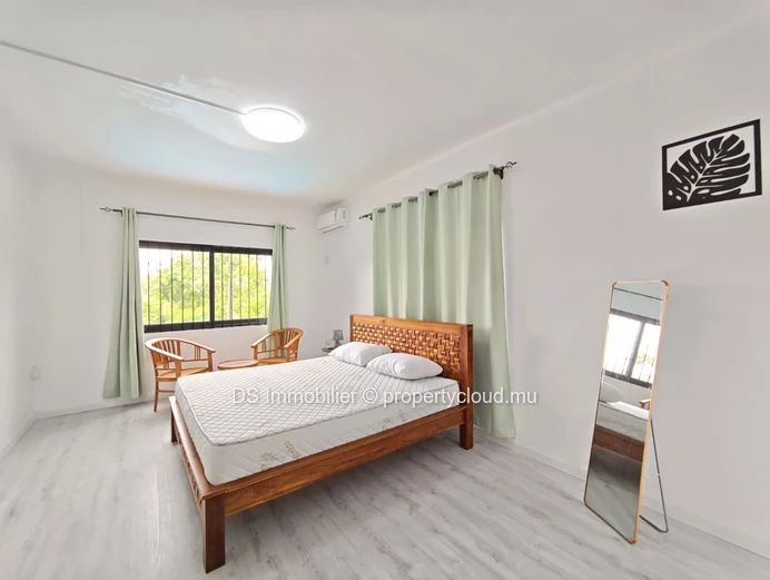 4 Bedroom Villa For Rent In Calodyne