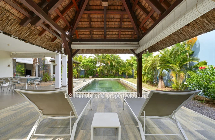 FOR SALE - 3 BEDROOM PDS VILLA - GRAND BAIE - (Accessible to foreigners)