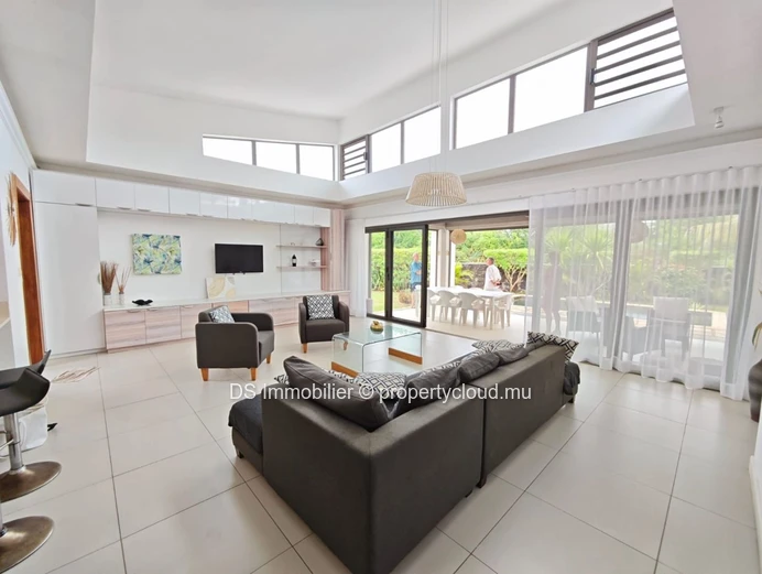 Access To The Sea –Villa For Rent In Bain Boeuf - North