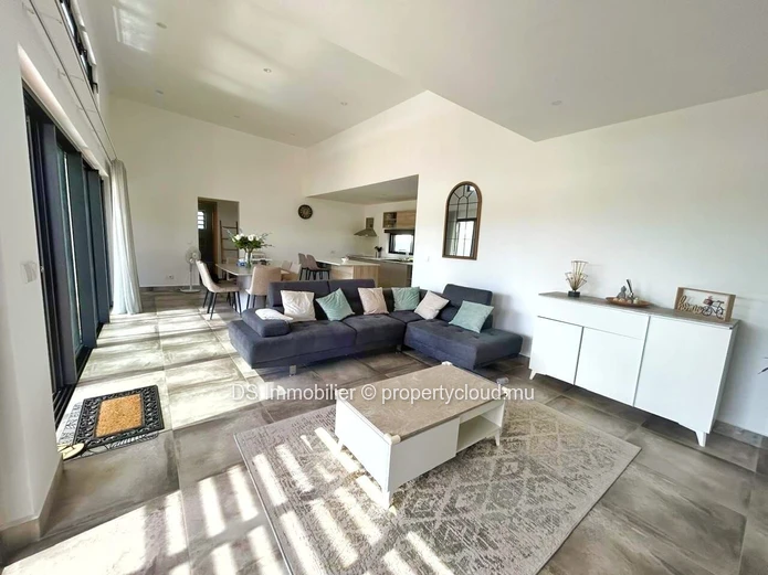 Modern Villa For Rent - Anse La Raie -- North