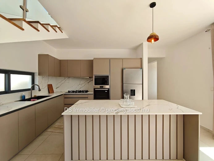 Spacious 5 Bedroom Villa + Office For Rent In Grand Baie - North (Sole Mandate)