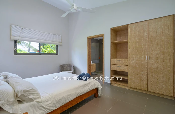 FOR SALE - 3 BEDROOM PDS VILLA - GRAND BAIE - (Accessible to foreigners)