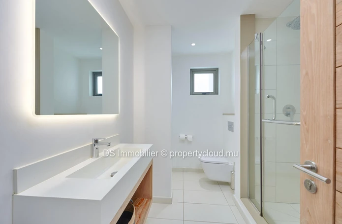 2 Bedroom Penthouse Accessible To Foreigners In Pereybere Within Walking Distance To The Beach